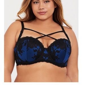“BLUE & BLACK STRAPPY LACE PUSH-UP STRAPLESS BRA”